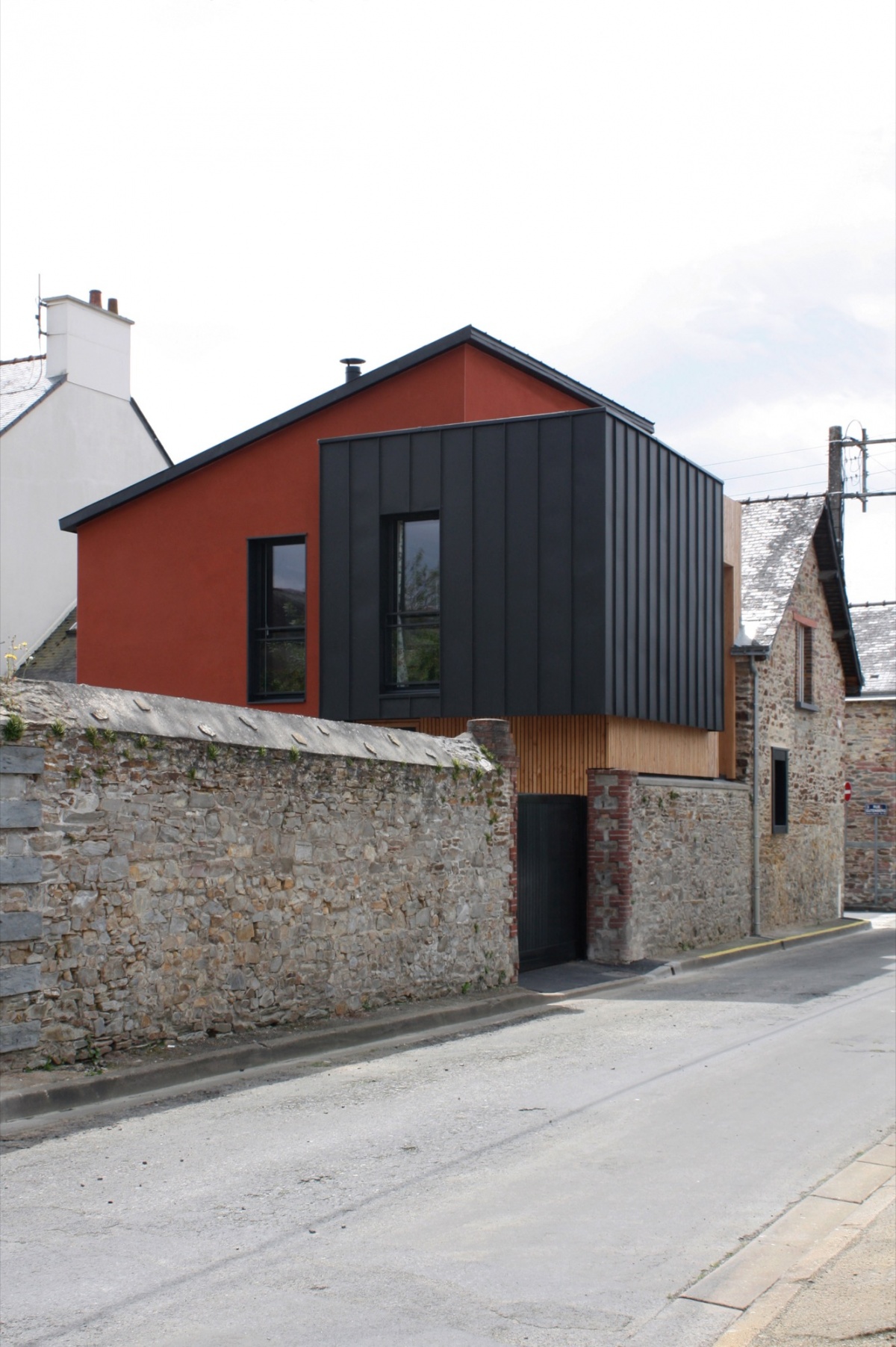Extension et r�novation d'un vieux garage pierre : BD Vue rue copie